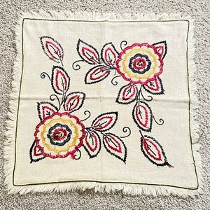 Vintage Linen Textile Table Cover Doily Folk Art Embroidered
